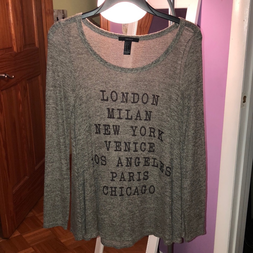 LONG SLEEVE FLOWY FOREVER 21 CITIES SHIRT
